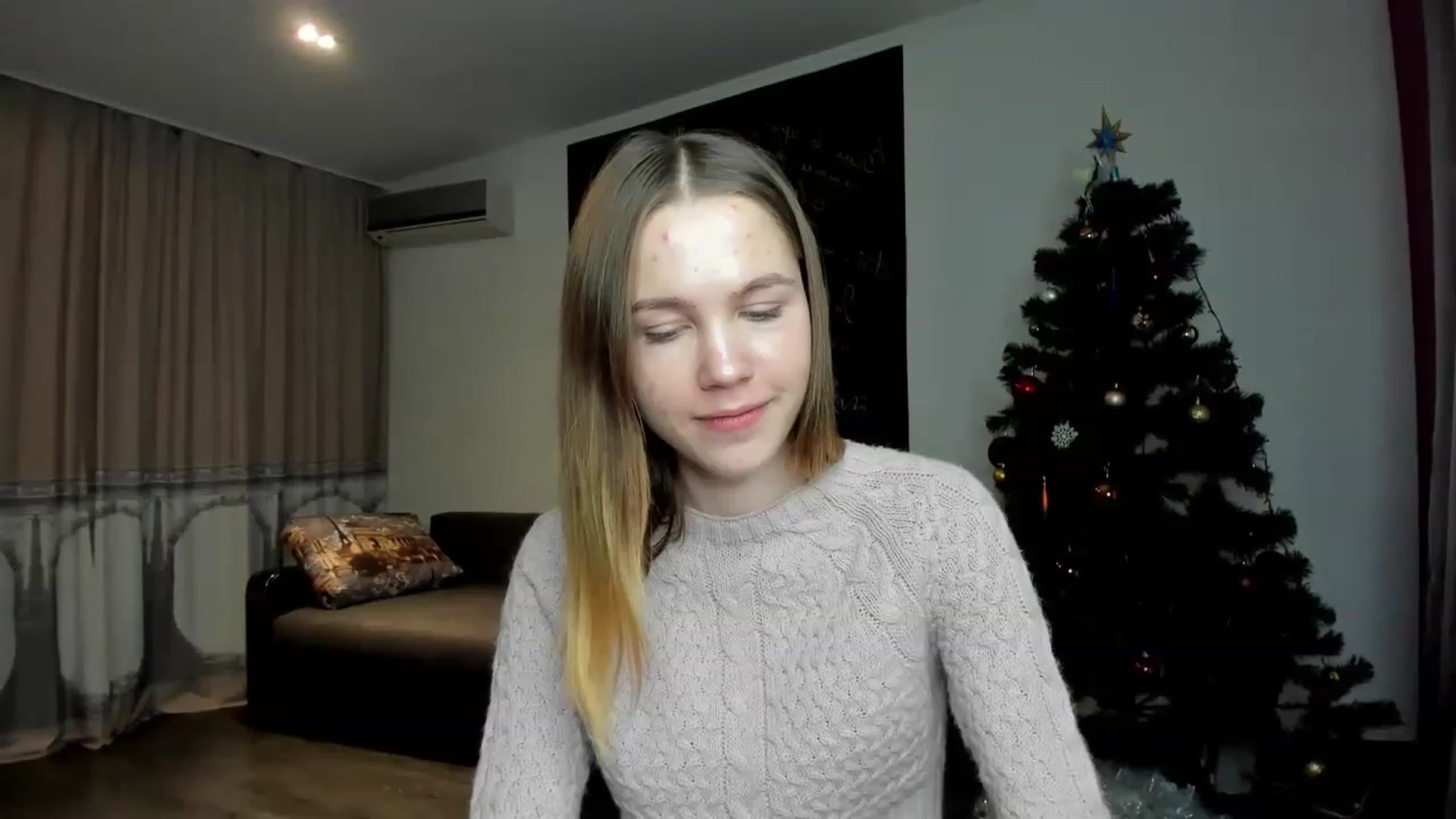Gallery image thumbnail from KatyaGordon's myfreecams stream on, 01/05/2023, 12:09 image 15 of 20