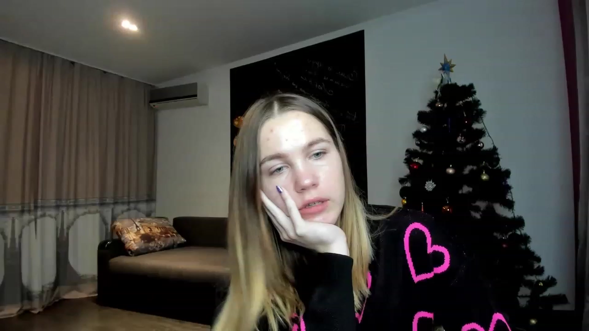 Gallery image thumbnail from KatyaGordon's myfreecams stream on, 01/06/2023, 12:31 image 2 of 20