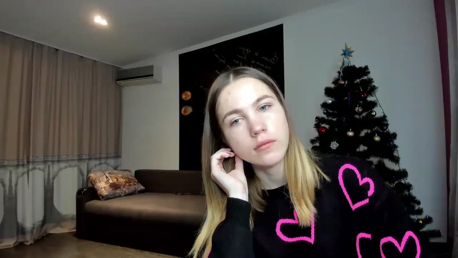 Gallery image thumbnail from KatyaGordon's myfreecams stream on, 01/06/2023, 12:31 image 5 of 20