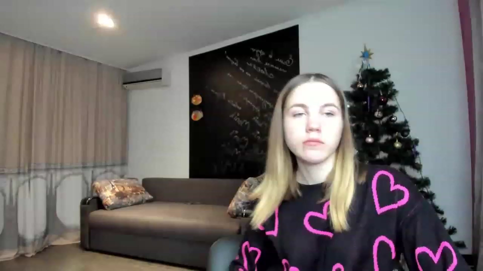 Gallery image thumbnail from KatyaGordon's myfreecams stream on, 01/06/2023, 12:31 image 11 of 20