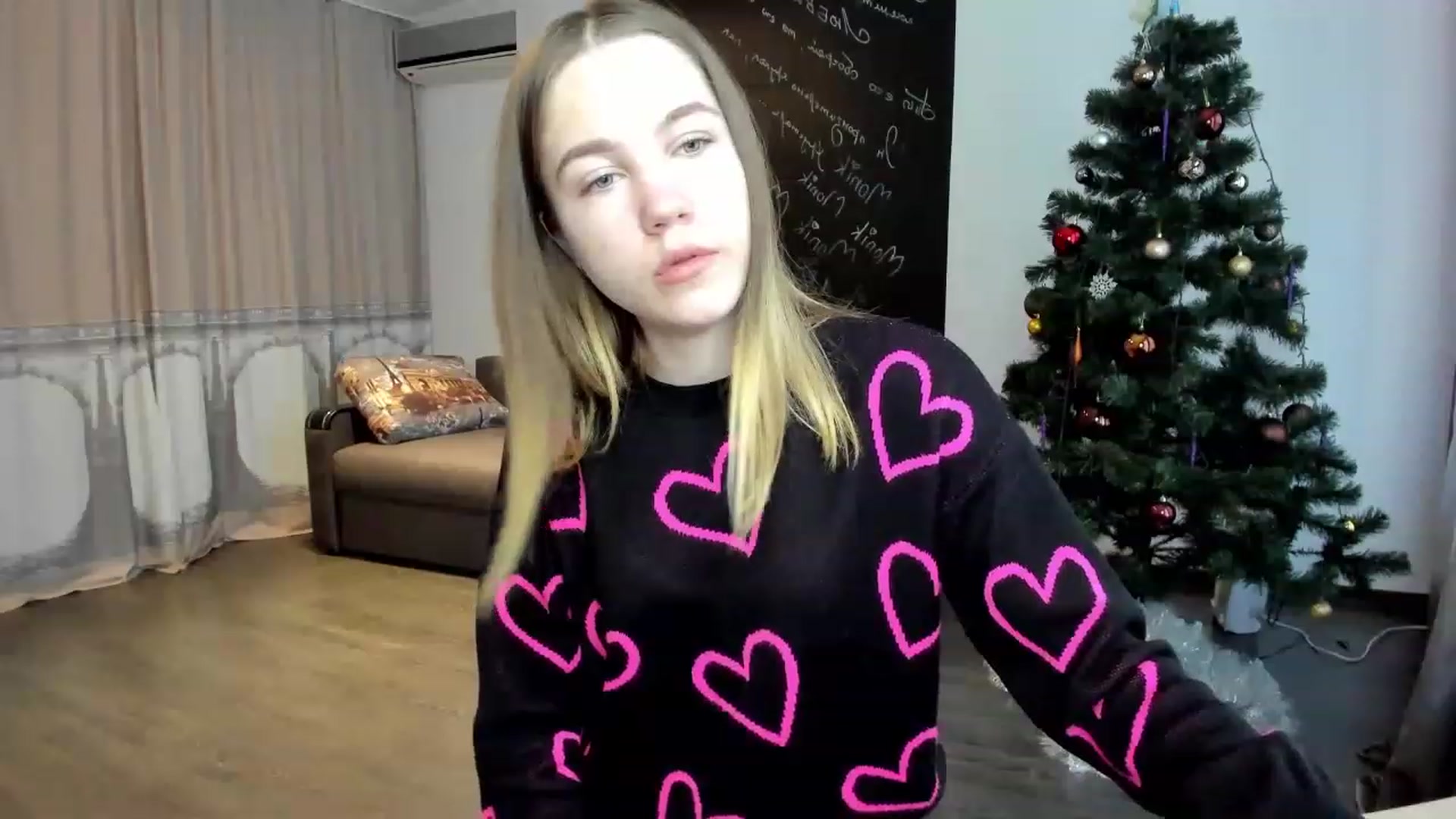 Gallery image thumbnail from KatyaGordon's myfreecams stream on, 01/09/2023, 08:51 image 13 of 20