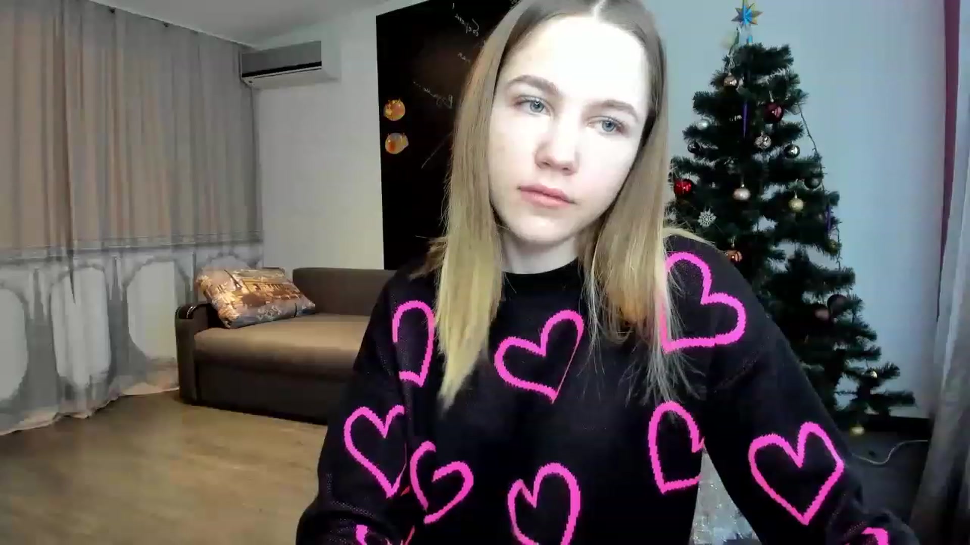 Gallery image thumbnail from KatyaGordon's myfreecams stream on, 01/09/2023, 08:51 image 6 of 20