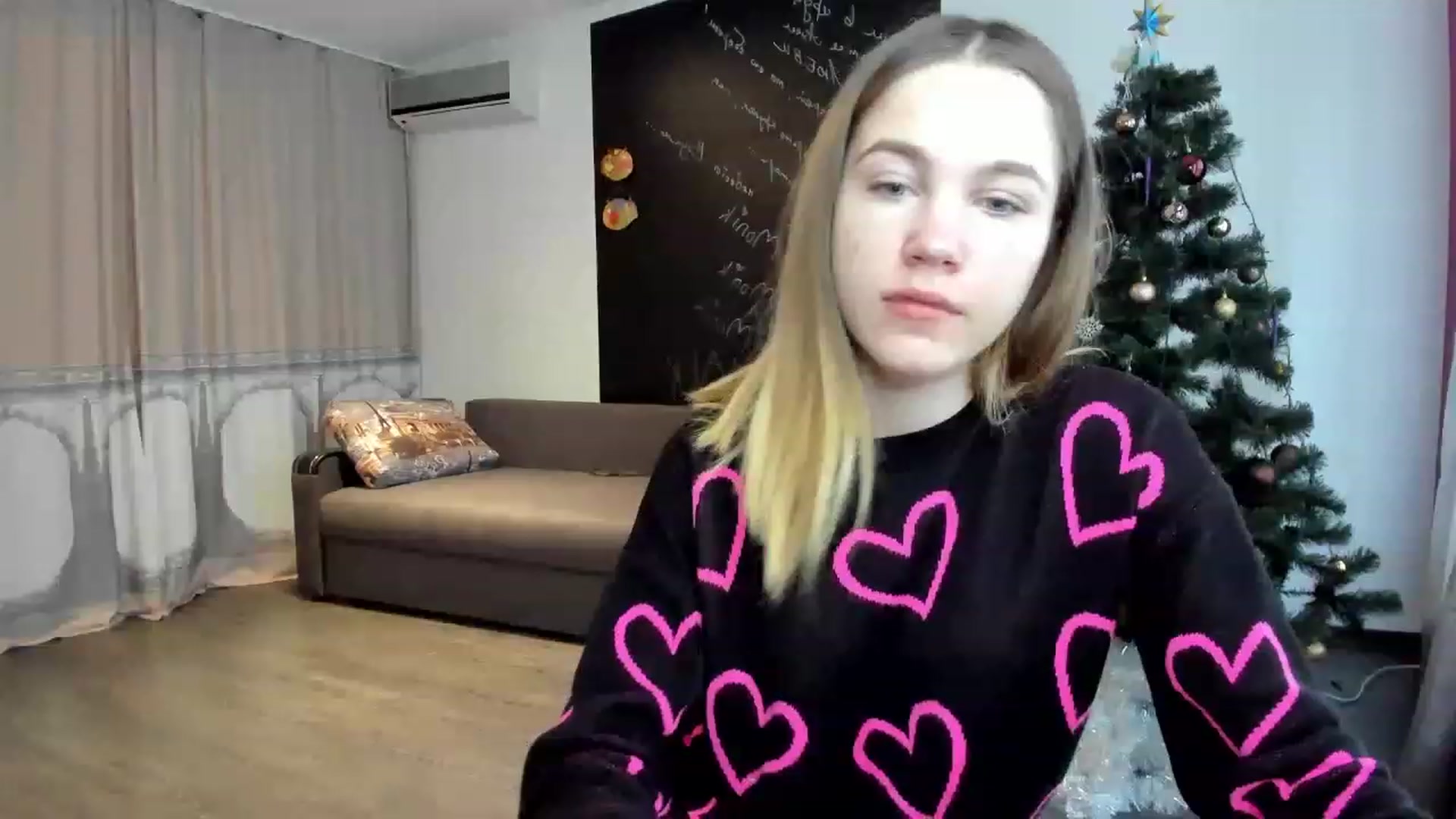 Gallery image thumbnail from KatyaGordon's myfreecams stream on, 01/09/2023, 09:58 image 13 of 20