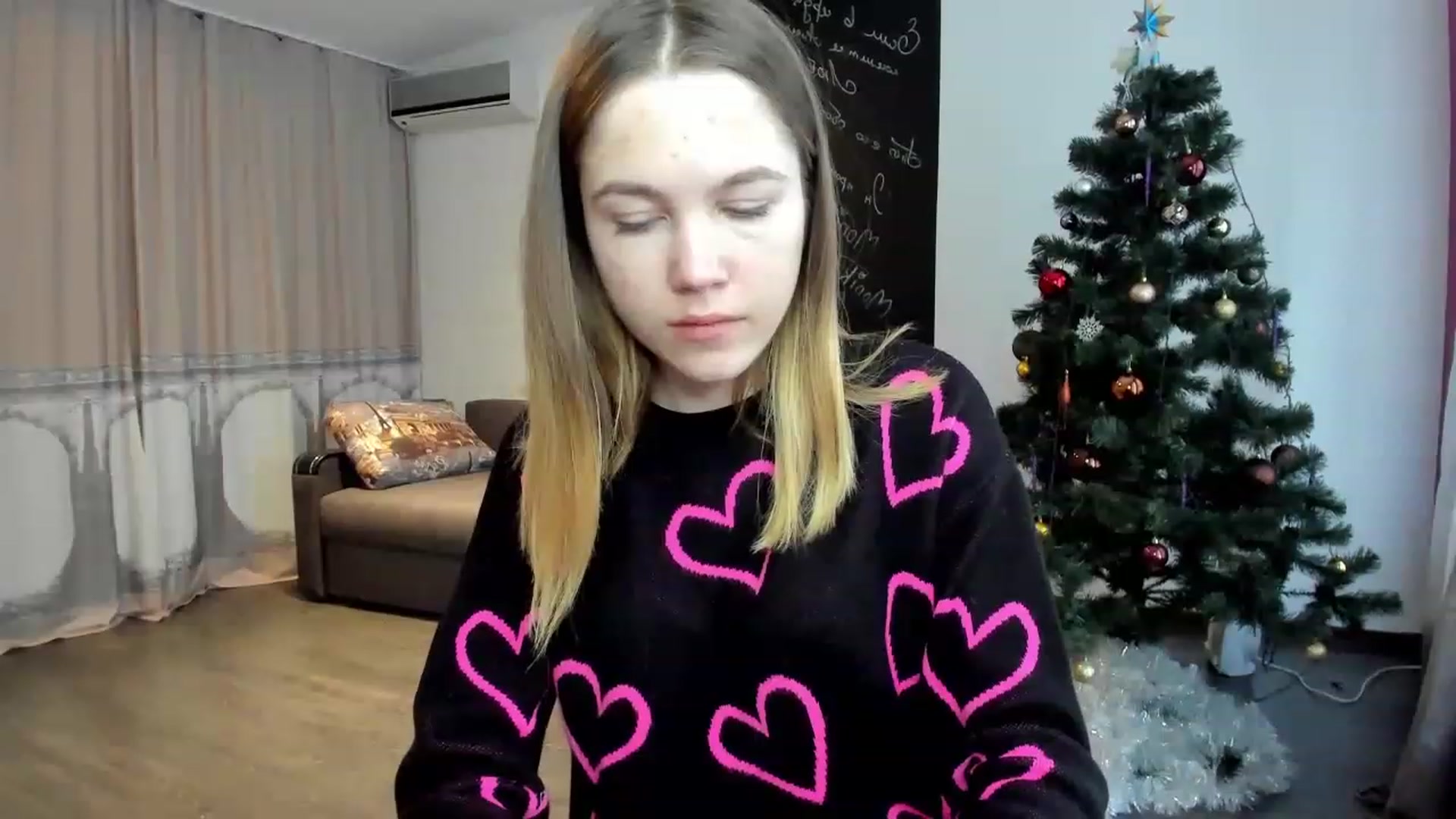 Gallery image thumbnail from KatyaGordon's myfreecams stream on, 01/09/2023, 09:58 image 17 of 20