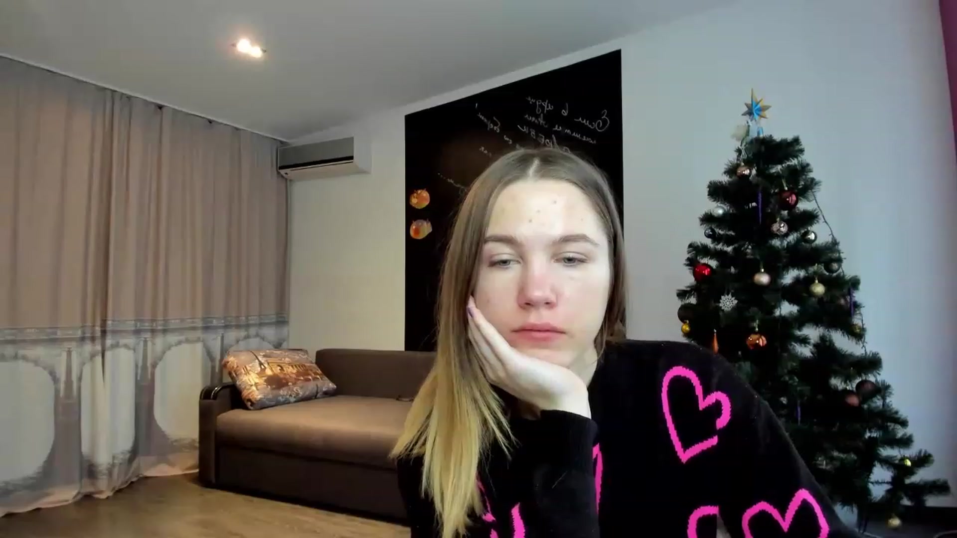 Gallery image thumbnail from KatyaGordon's myfreecams stream on, 01/09/2023, 09:58 image 8 of 20