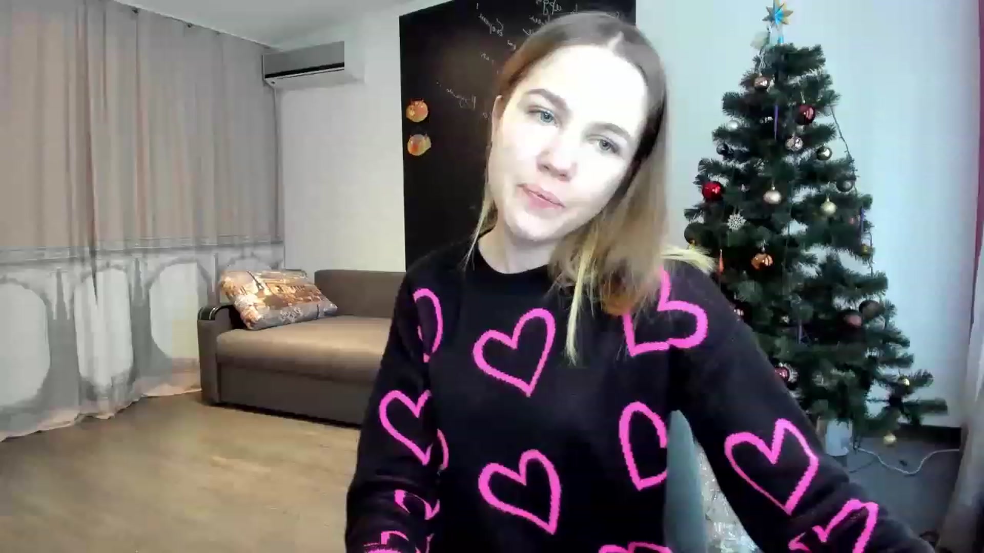 Gallery image thumbnail from KatyaGordon's myfreecams stream on, 01/09/2023, 09:58 image 15 of 20