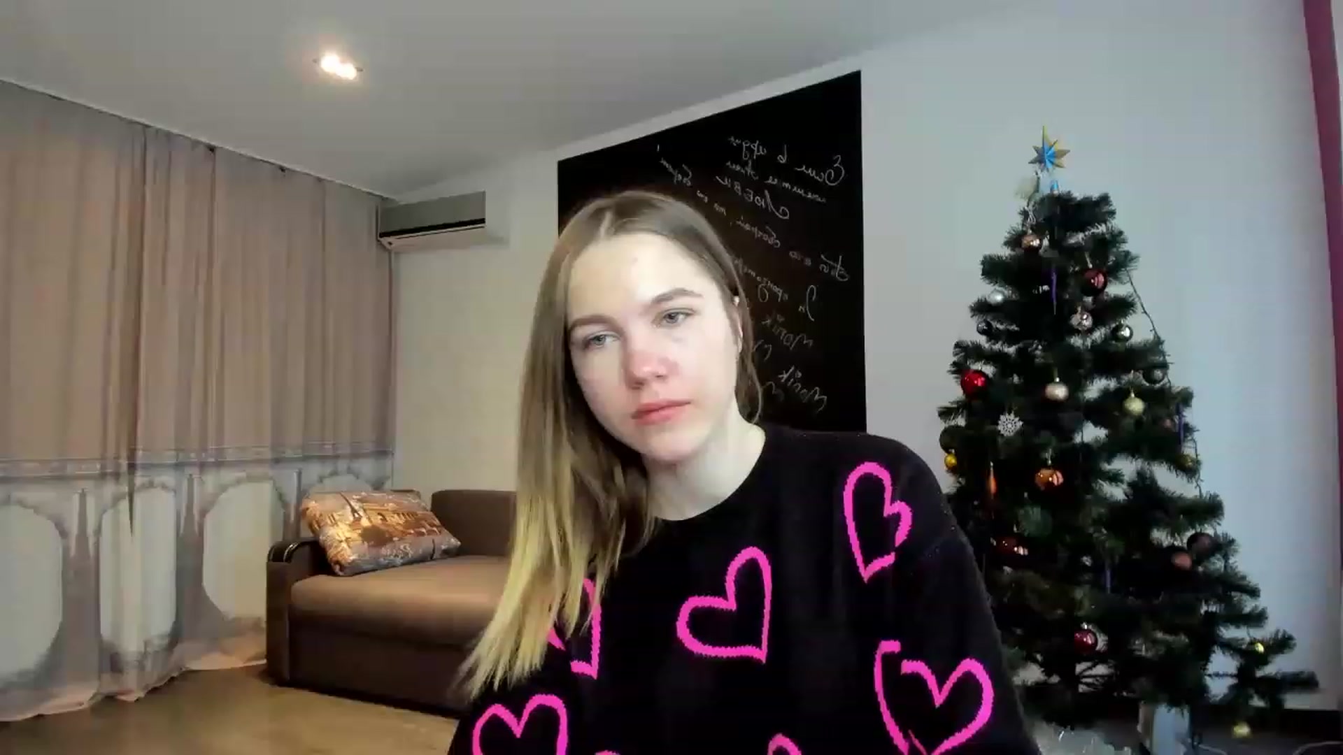 Gallery image thumbnail from KatyaGordon's myfreecams stream on, 01/09/2023, 09:58 image 3 of 20