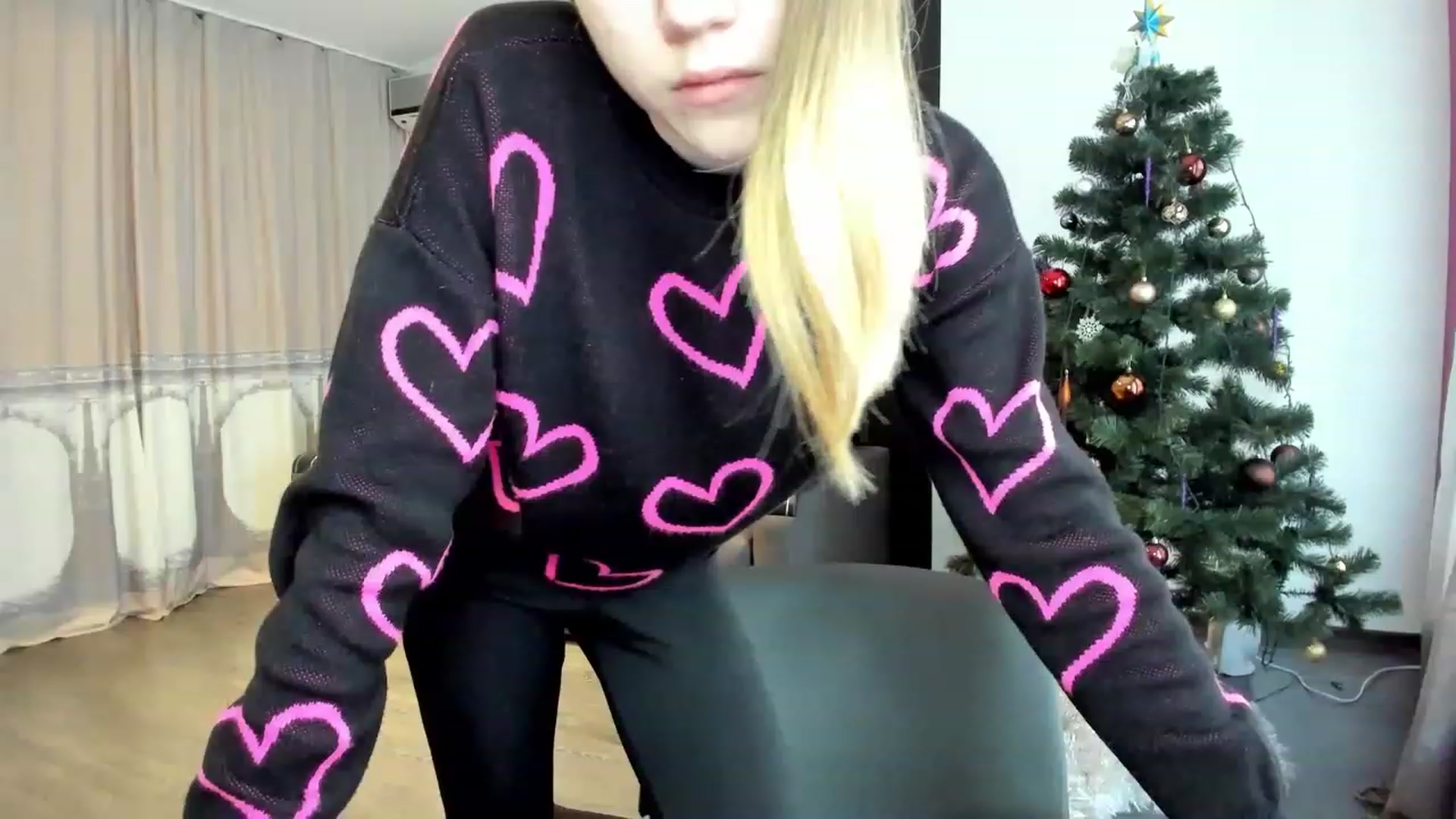 Gallery image thumbnail from KatyaGordon's myfreecams stream on, 01/09/2023, 10:46 image 5 of 20