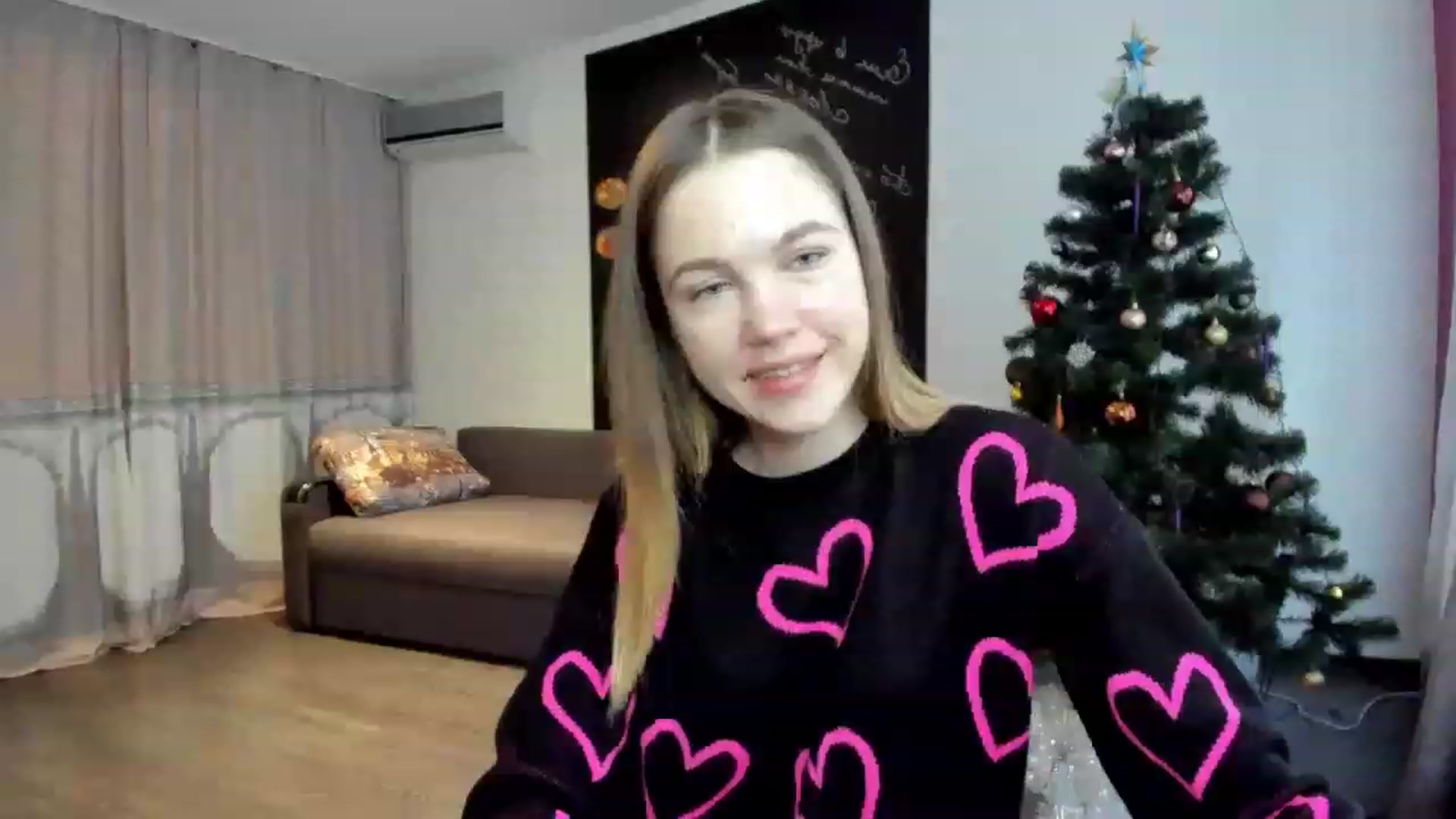 Gallery image thumbnail from KatyaGordon's myfreecams stream on, 01/09/2023, 10:46 image 18 of 20