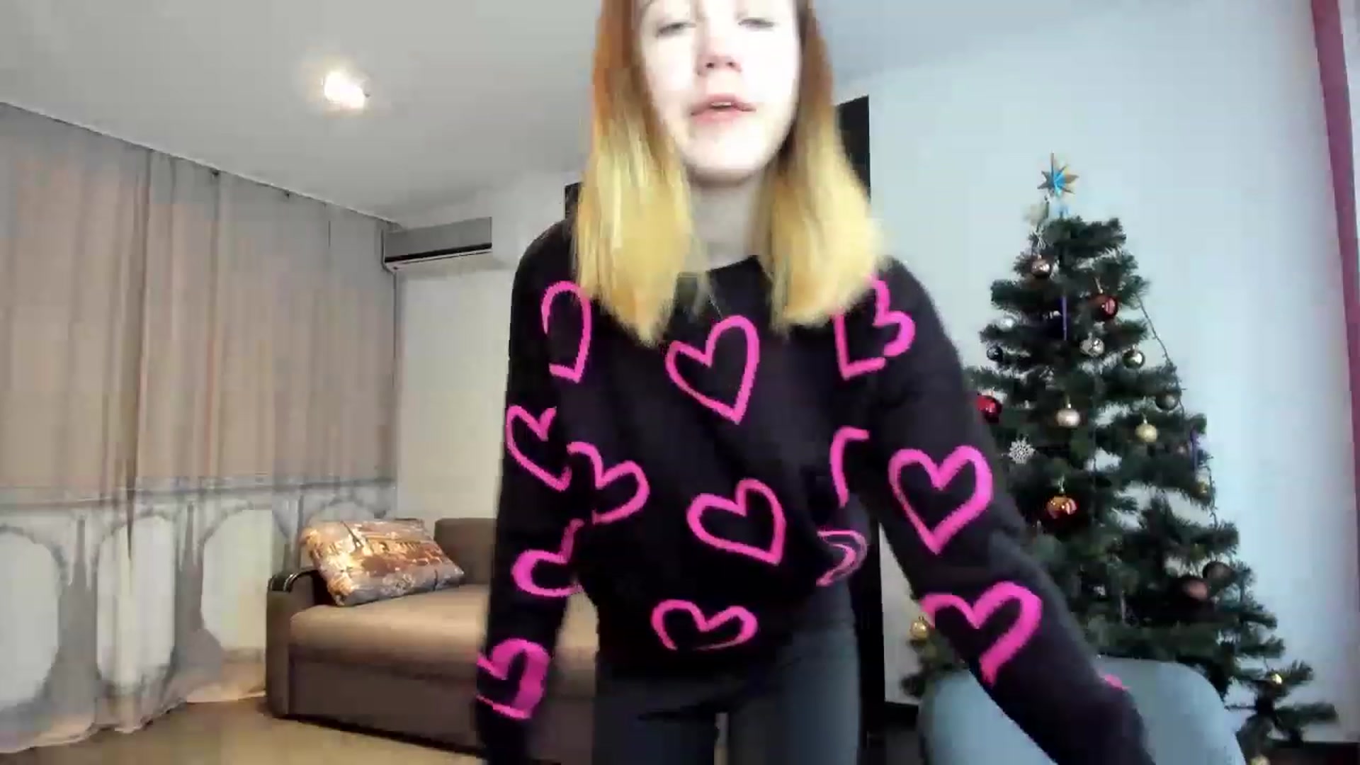 Gallery image thumbnail from KatyaGordon's myfreecams stream on, 01/09/2023, 10:46 image 6 of 20