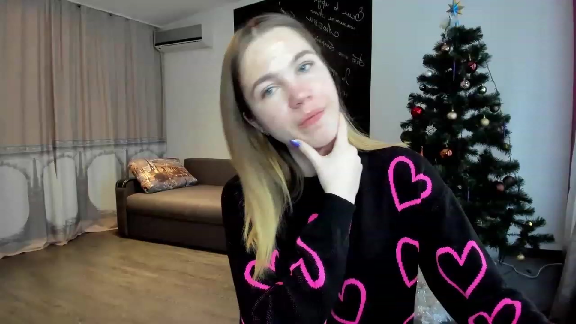 Gallery image thumbnail from KatyaGordon's myfreecams stream on, 01/09/2023, 10:46 image 1 of 20