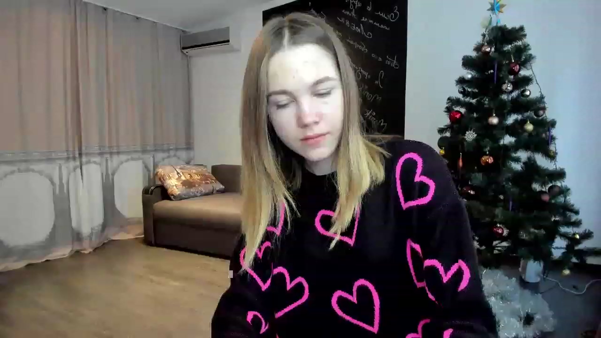 Gallery image thumbnail from KatyaGordon's myfreecams stream on, 01/09/2023, 10:46 image 11 of 20
