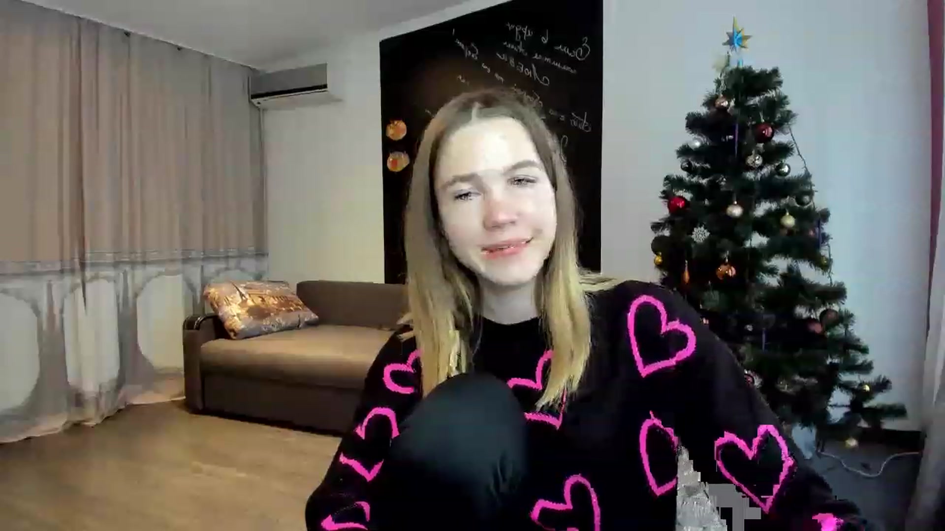 Gallery image thumbnail from KatyaGordon's myfreecams stream on, 01/09/2023, 11:13 image 6 of 20