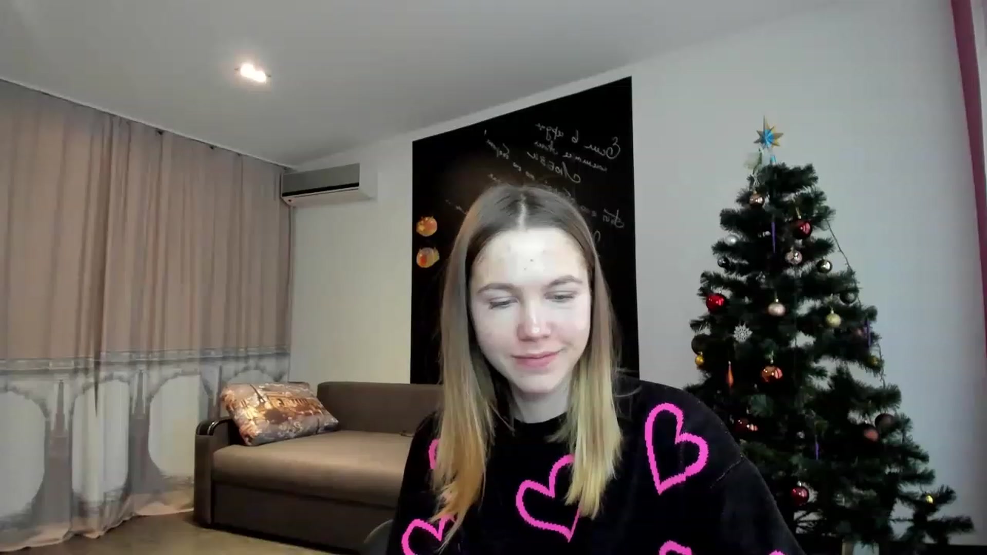 Gallery image thumbnail from KatyaGordon's myfreecams stream on, 01/10/2023, 09:21 image 2 of 20