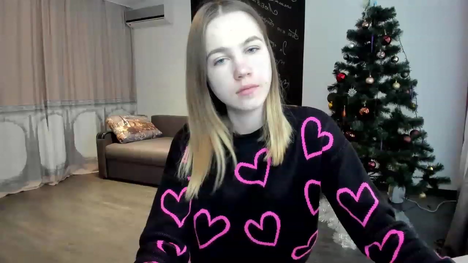 Gallery image thumbnail from KatyaGordon's myfreecams stream on, 01/10/2023, 09:21 image 6 of 20