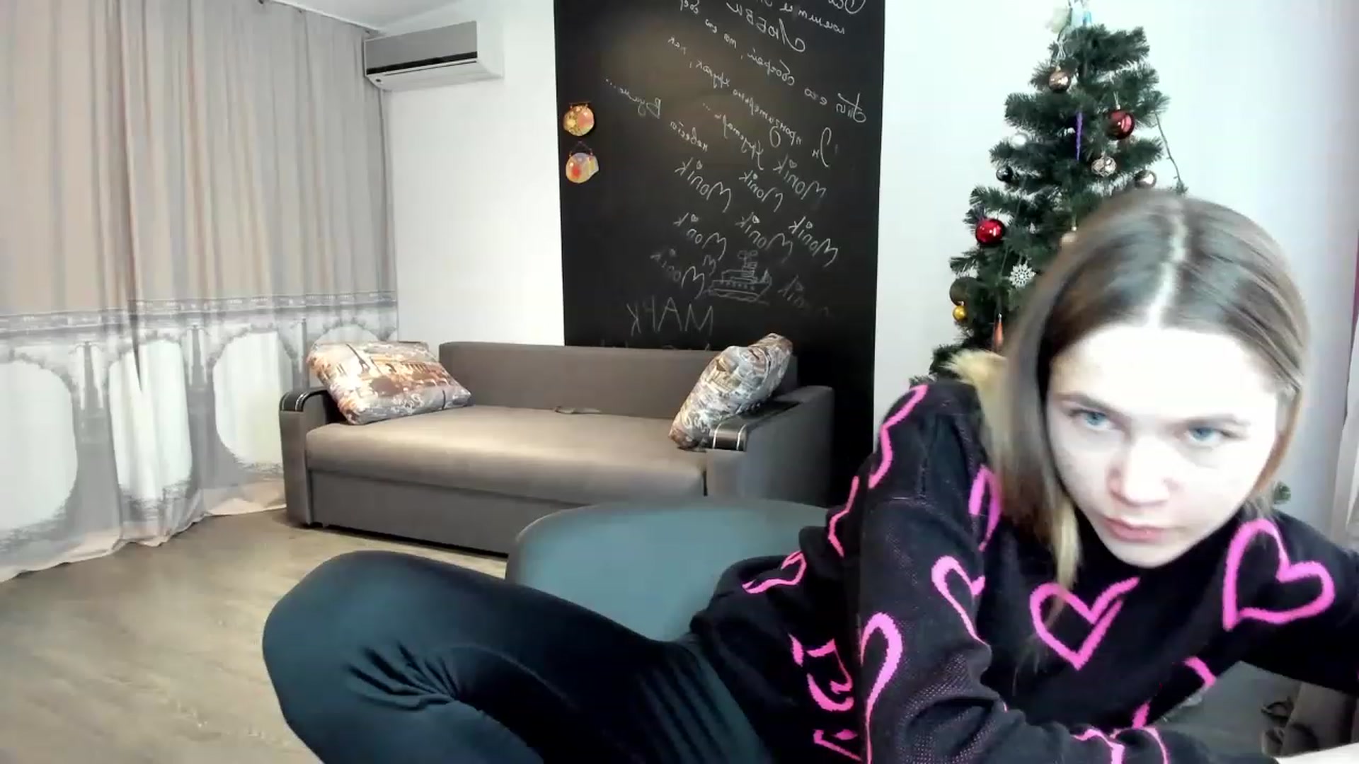 Gallery image thumbnail from KatyaGordon's myfreecams stream on, 01/10/2023, 09:21 image 8 of 20