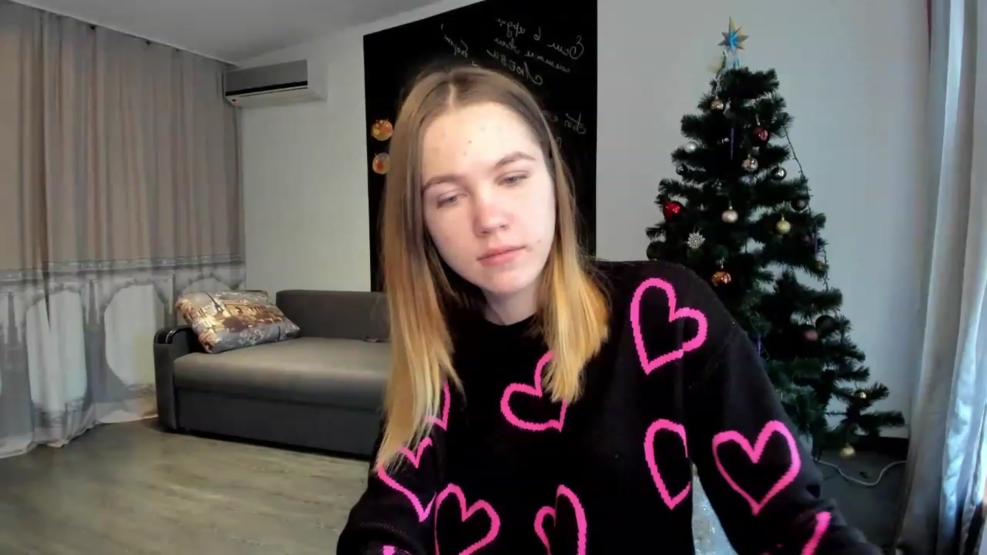 Gallery image thumbnail from KatyaGordon's myfreecams stream on, 01/10/2023, 11:08 image 14 of 20