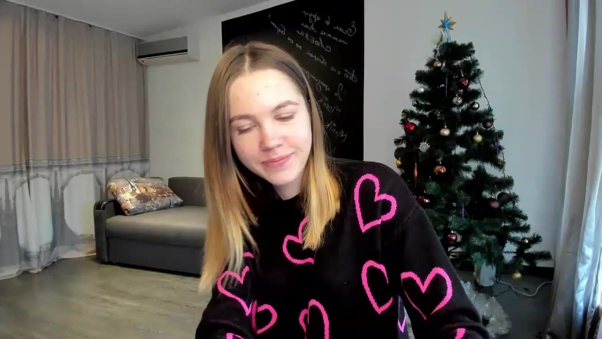 Gallery image thumbnail from KatyaGordon's myfreecams stream on, 01/10/2023, 11:08 image 20 of 20