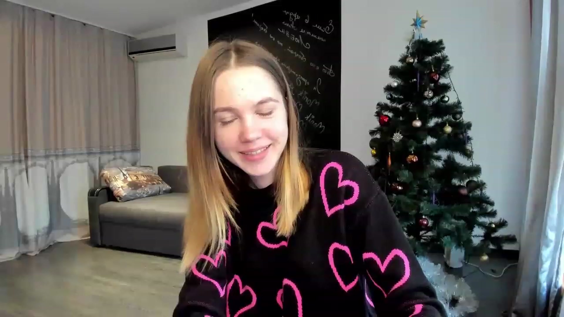 Gallery image thumbnail from KatyaGordon's myfreecams stream on, 01/10/2023, 11:08 image 19 of 20