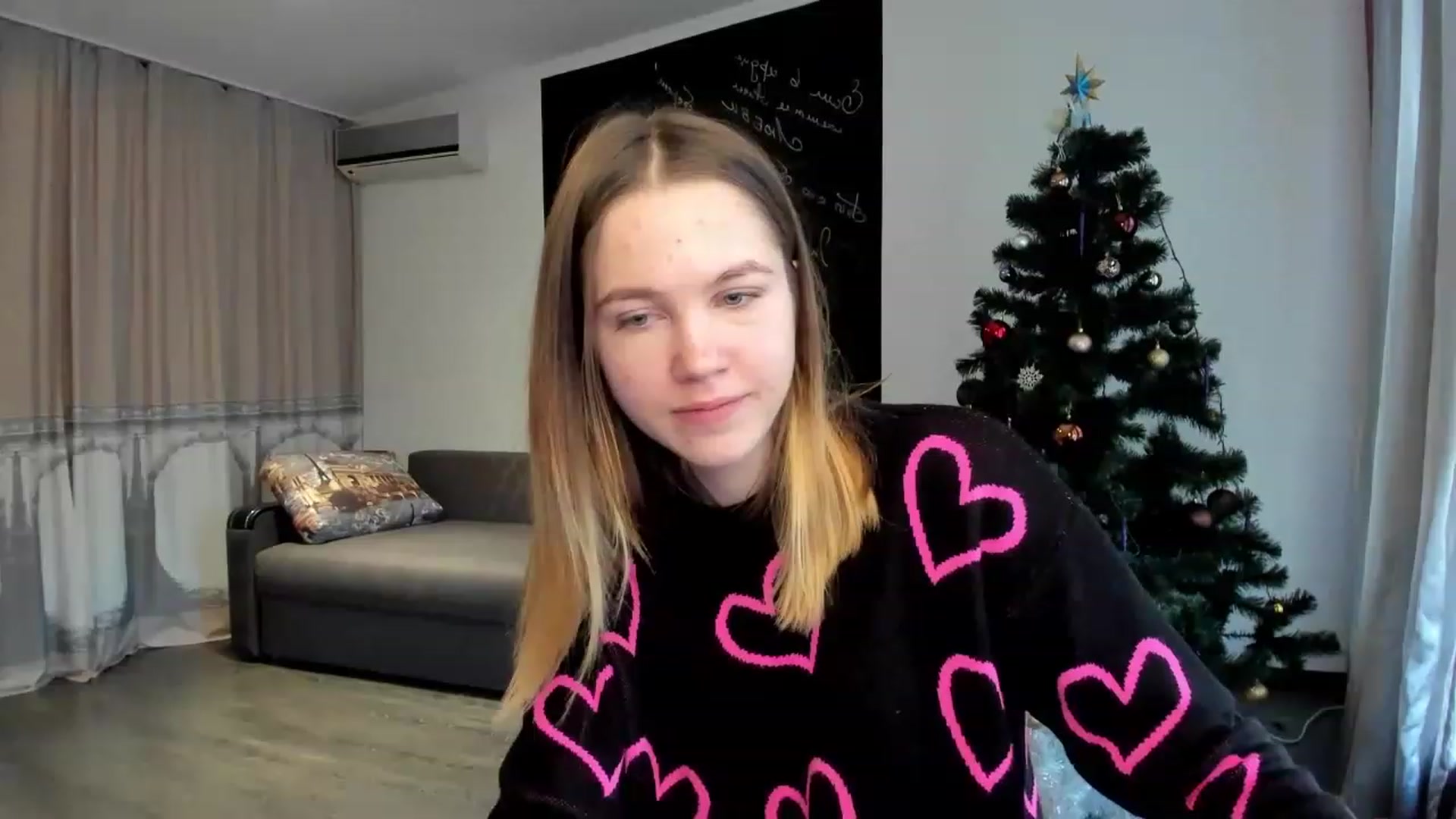 Gallery image thumbnail from KatyaGordon's myfreecams stream on, 01/10/2023, 11:08 image 1 of 20