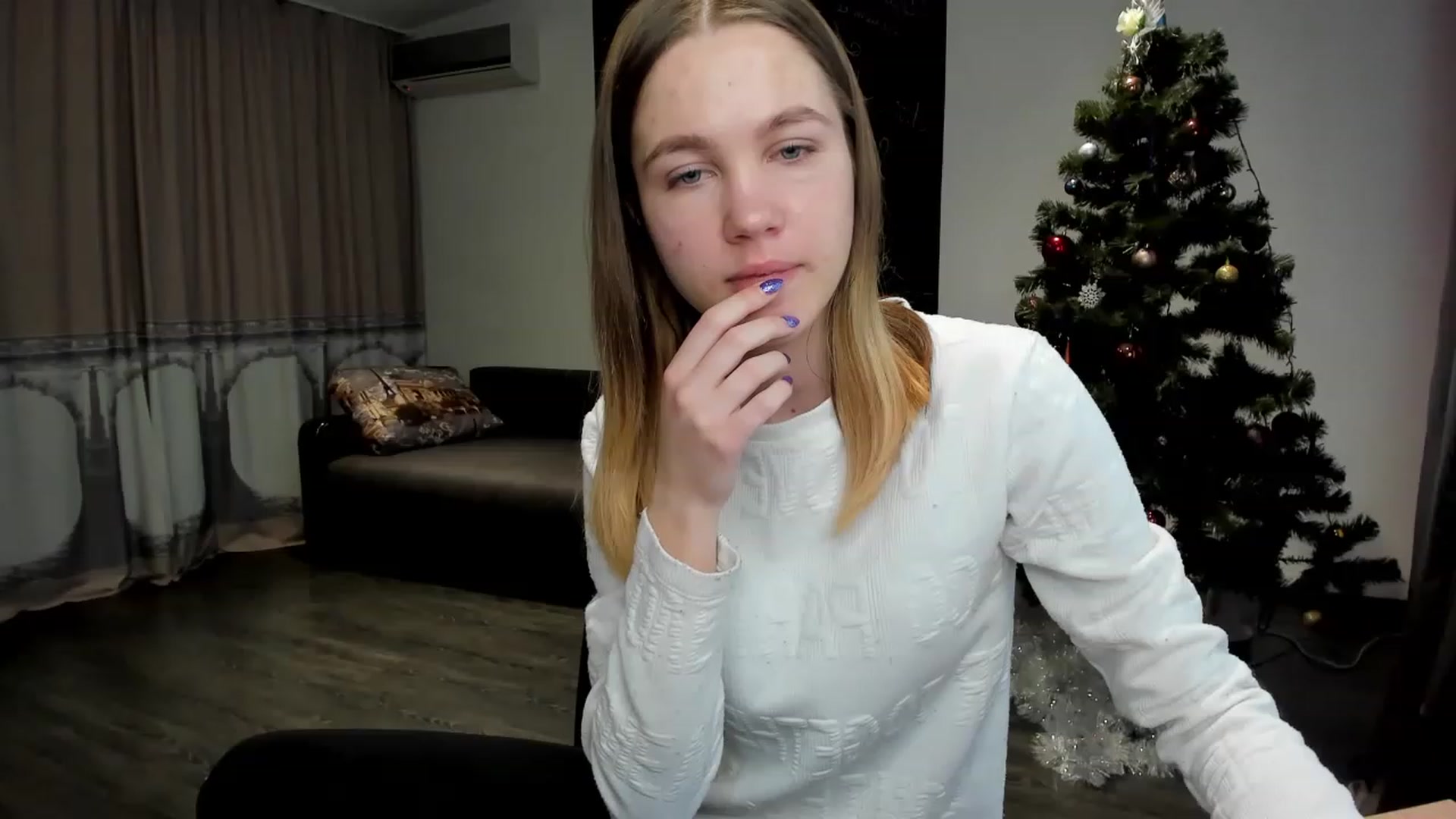 Gallery image thumbnail from KatyaGordon's myfreecams stream on, 01/12/2023, 11:04 image 4 of 20