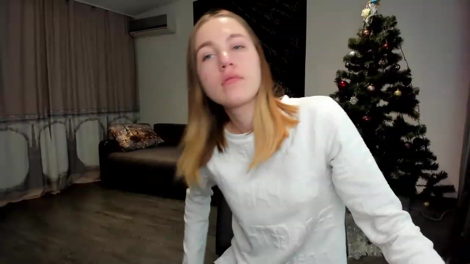Gallery image thumbnail from KatyaGordon's myfreecams stream on, 01/12/2023, 11:04 image 10 of 20