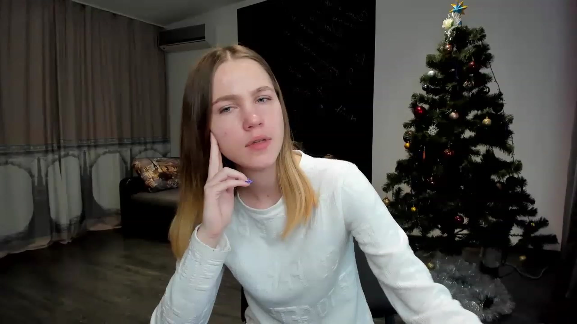 Gallery image thumbnail from KatyaGordon's myfreecams stream on, 01/12/2023, 11:04 image 9 of 20