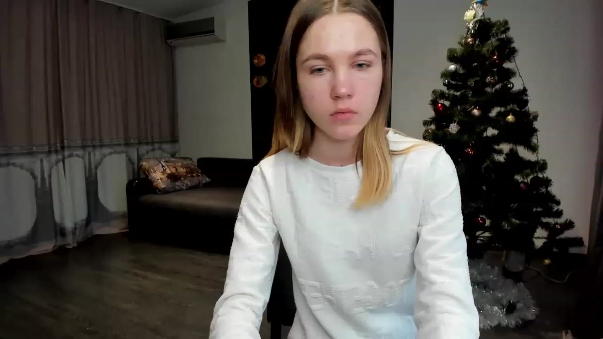 Gallery image thumbnail from KatyaGordon's myfreecams stream on, 01/12/2023, 11:35 image 8 of 20