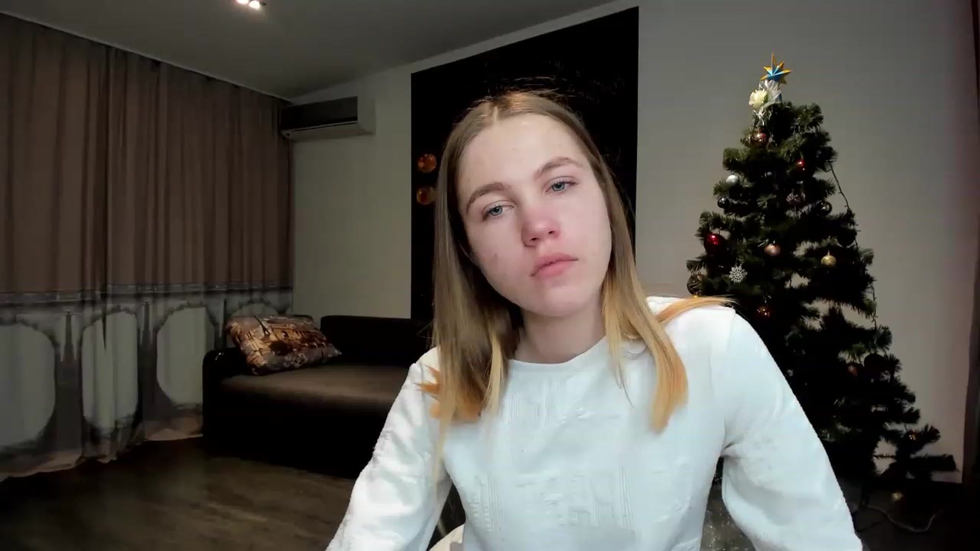 Gallery image thumbnail from KatyaGordon's myfreecams stream on, 01/12/2023, 13:19 image 8 of 20