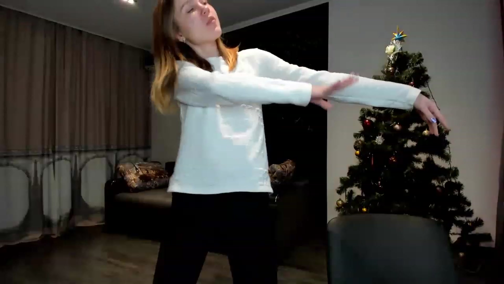 Gallery image thumbnail from KatyaGordon's myfreecams stream on, 01/12/2023, 13:19 image 16 of 20