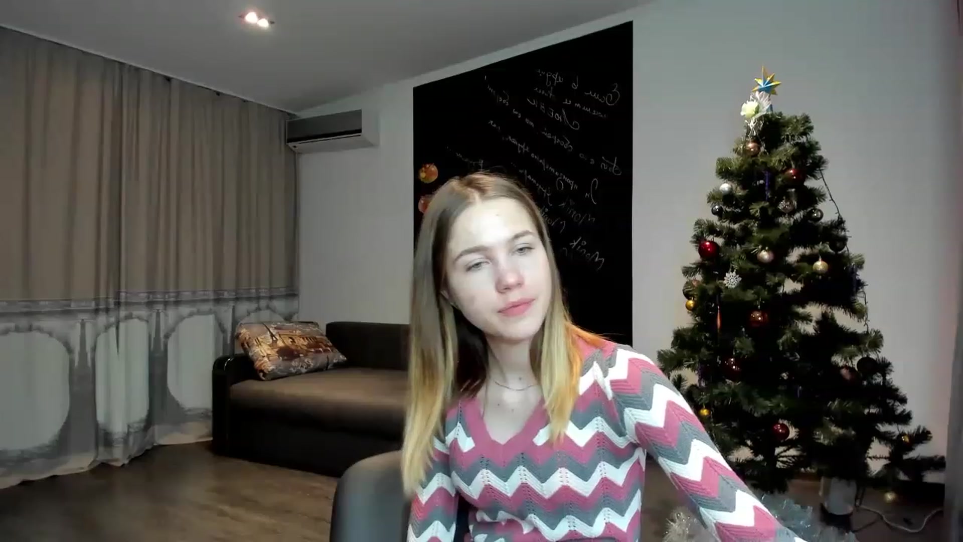 Gallery image thumbnail from KatyaGordon's myfreecams stream on, 01/17/2023, 10:19 image 19 of 20