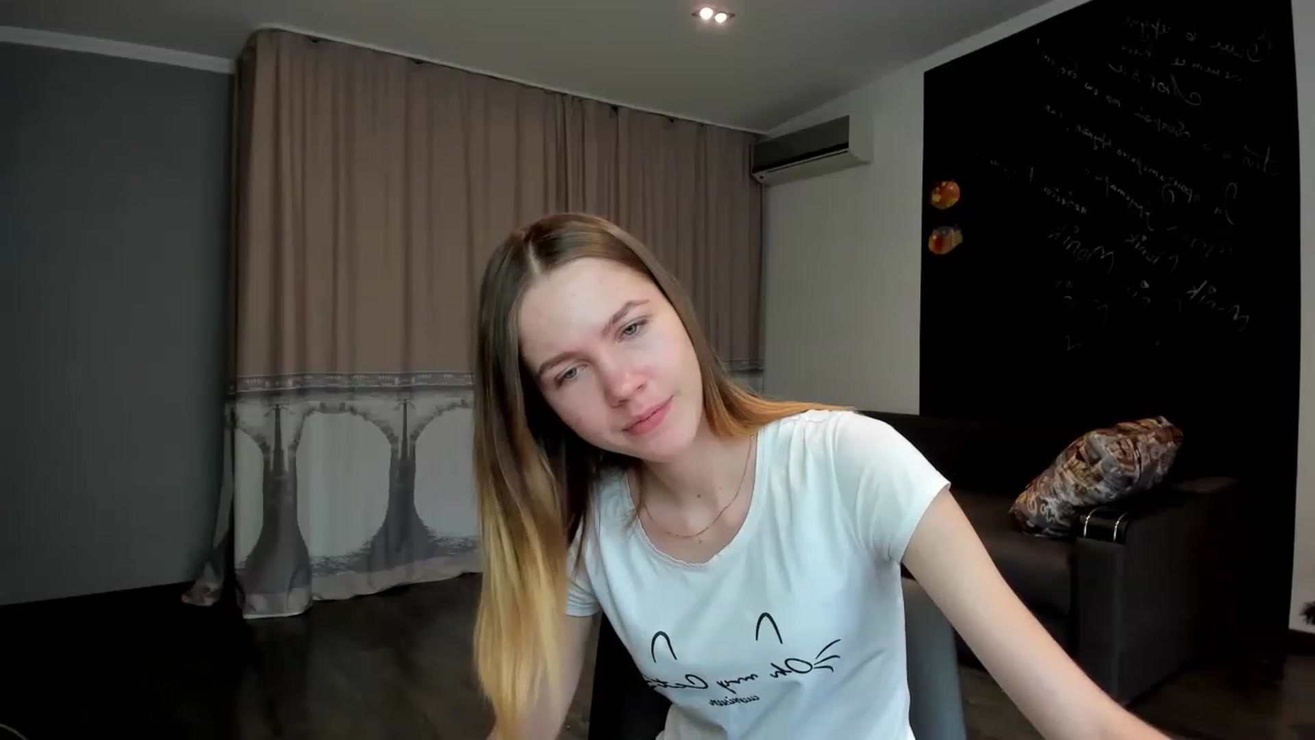 Gallery image thumbnail from KatyaGordon's myfreecams stream on, 01/19/2023, 11:29 image 5 of 20