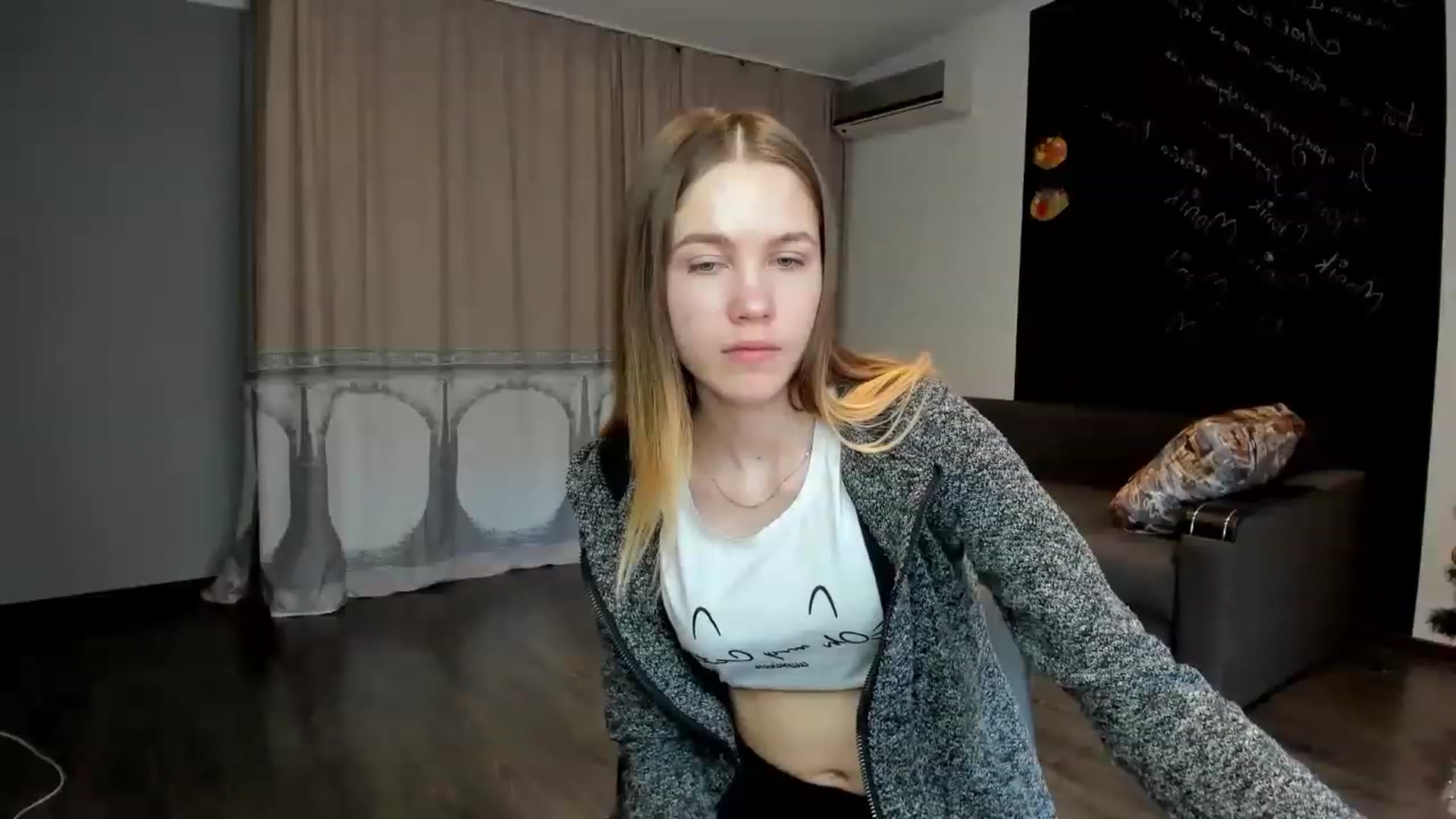 Gallery image thumbnail from KatyaGordon's myfreecams stream on, 01/19/2023, 11:29 image 18 of 20