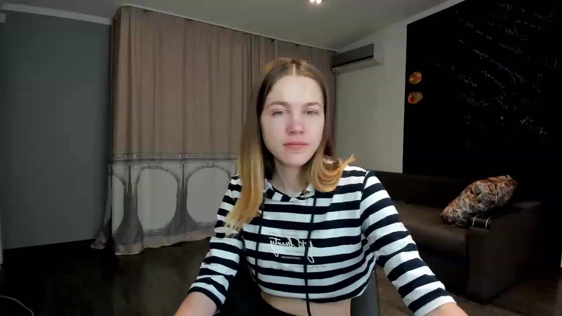 Gallery image thumbnail from KatyaGordon's myfreecams stream on, 01/20/2023, 10:37 image 18 of 20