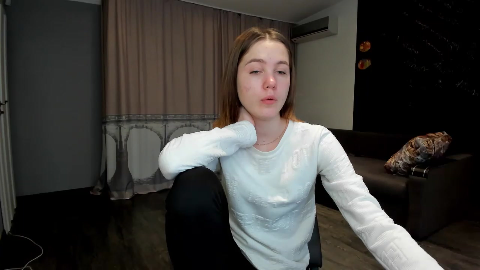 Gallery image thumbnail from KatyaGordon's myfreecams stream on, 01/25/2023, 11:16 image 17 of 20