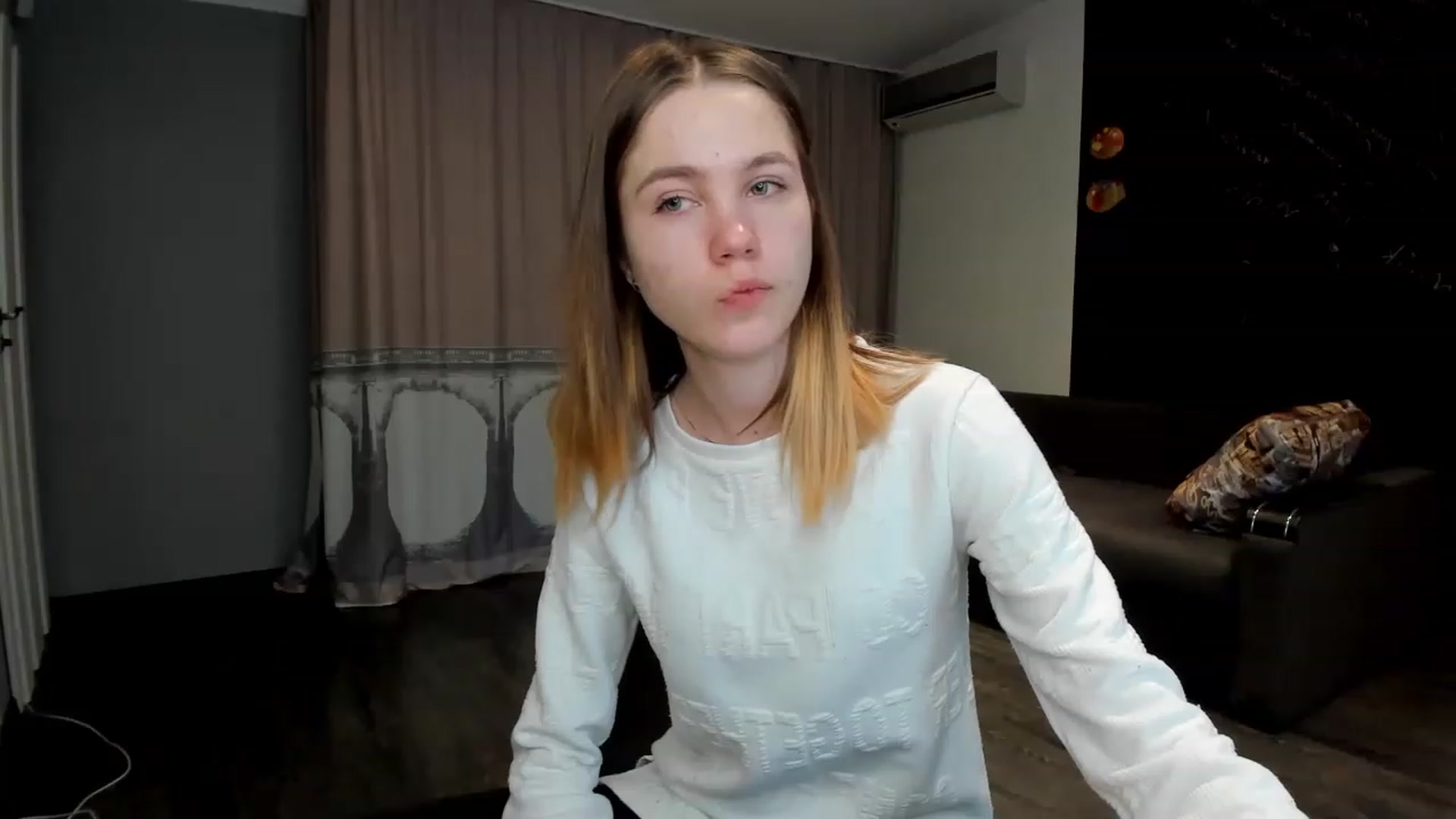 Gallery image thumbnail from KatyaGordon's myfreecams stream on, 01/25/2023, 11:16 image 14 of 20