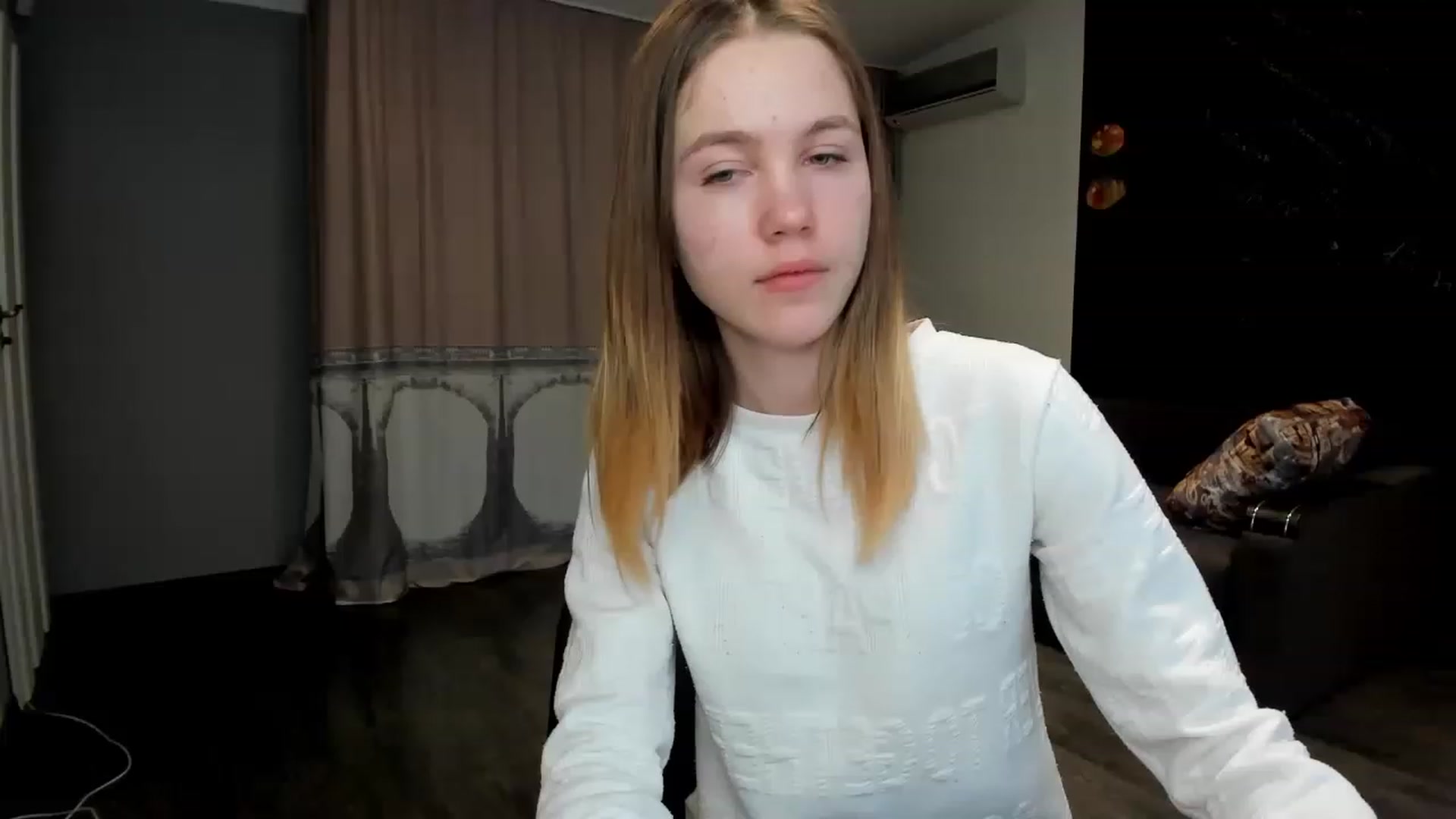 Gallery image thumbnail from KatyaGordon's myfreecams stream on, 01/25/2023, 13:09 image 7 of 20