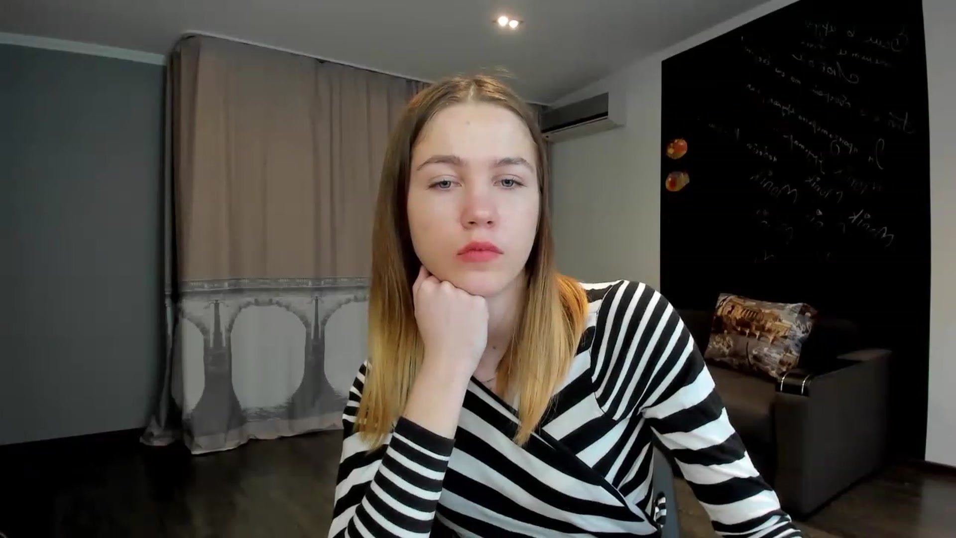 Gallery image thumbnail from KatyaGordon's myfreecams stream on, 01/30/2023, 11:52 image 13 of 20