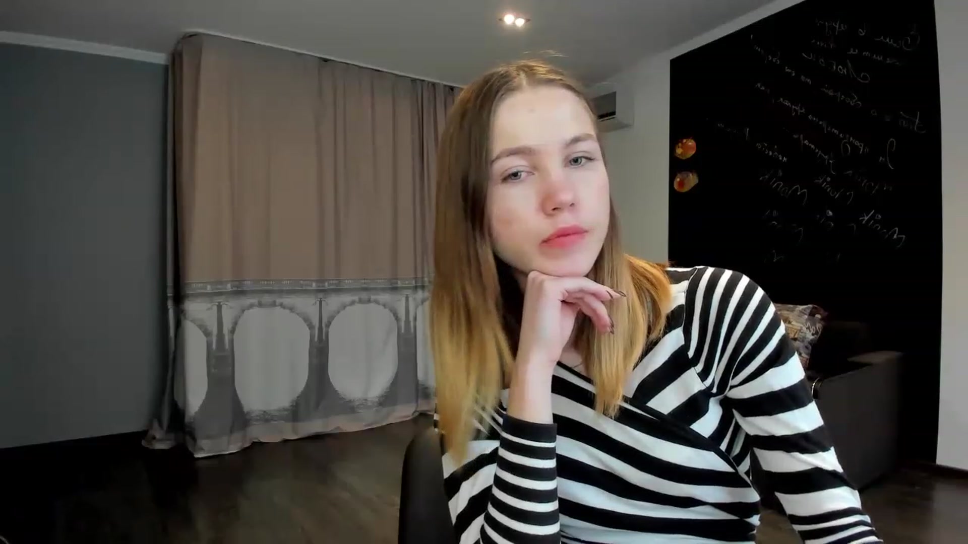 Gallery image thumbnail from KatyaGordon's myfreecams stream on, 01/30/2023, 11:52 image 17 of 20