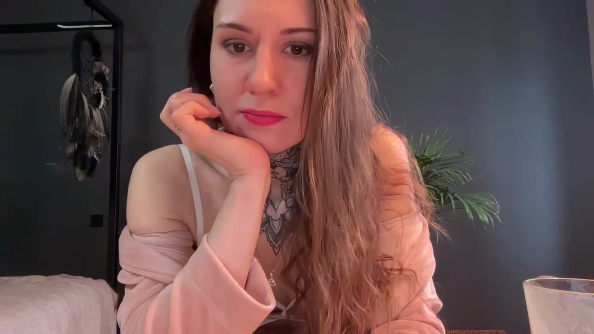 Gallery image thumbnail from KatyaKatana's myfreecams stream on, 01/30/2023, 07:46 image 8 of 20