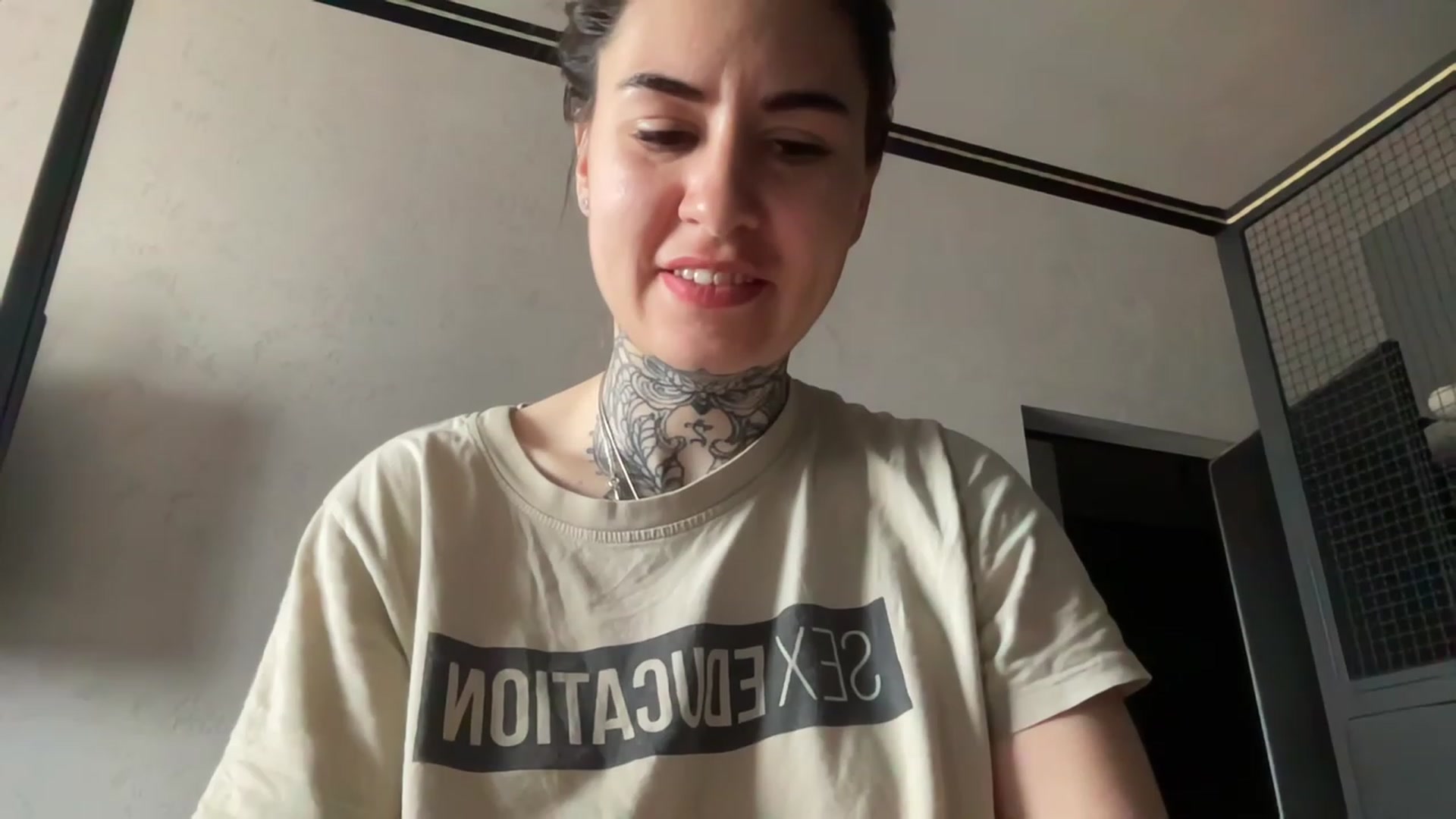 Gallery image thumbnail from KatyaKatana's myfreecams stream on, 05/02/2023, 06:21 image 10 of 20