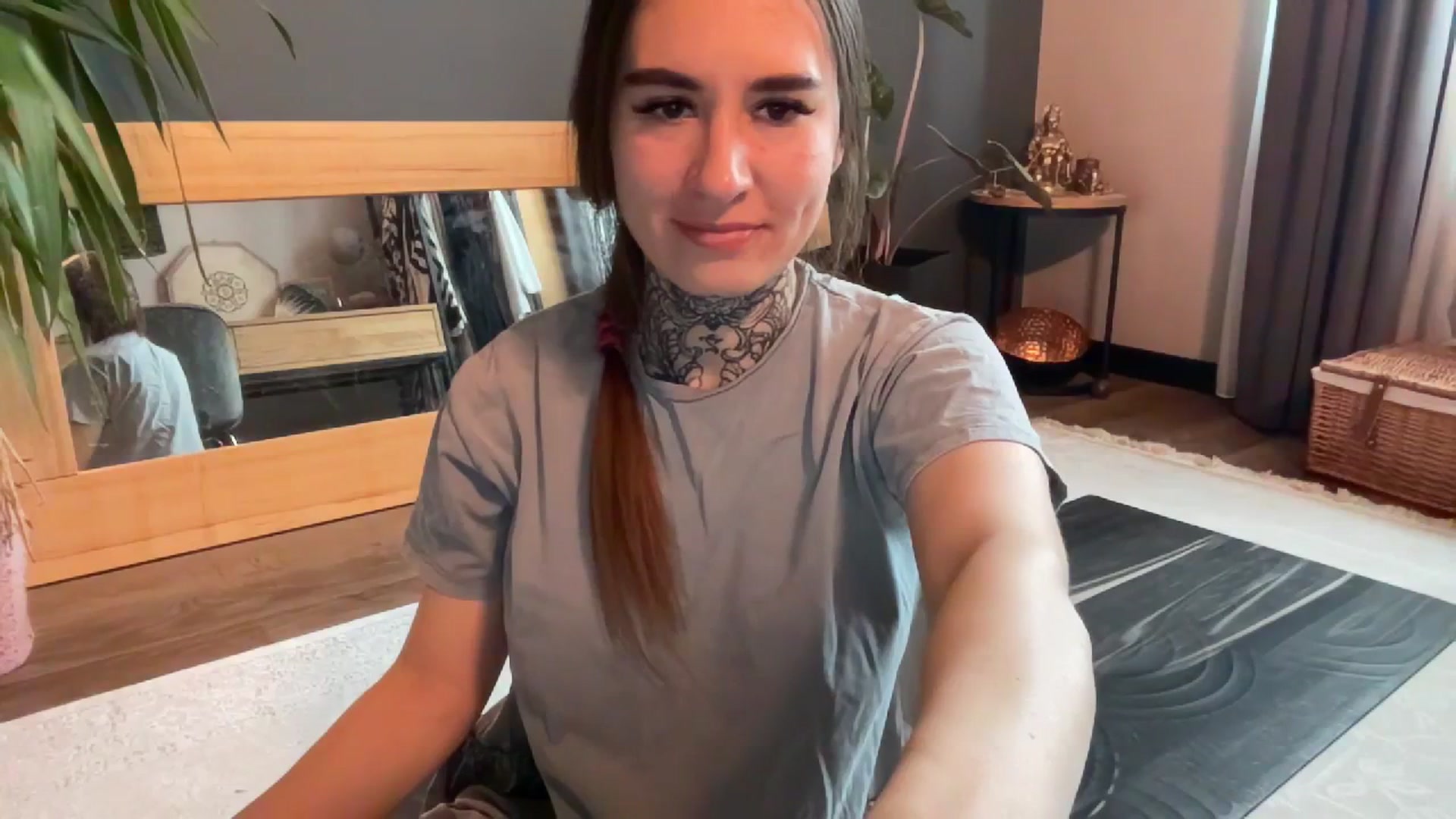 Gallery image thumbnail from KatyaKatana's myfreecams stream on, 10/31/2023, 07:47 image 2 of 20