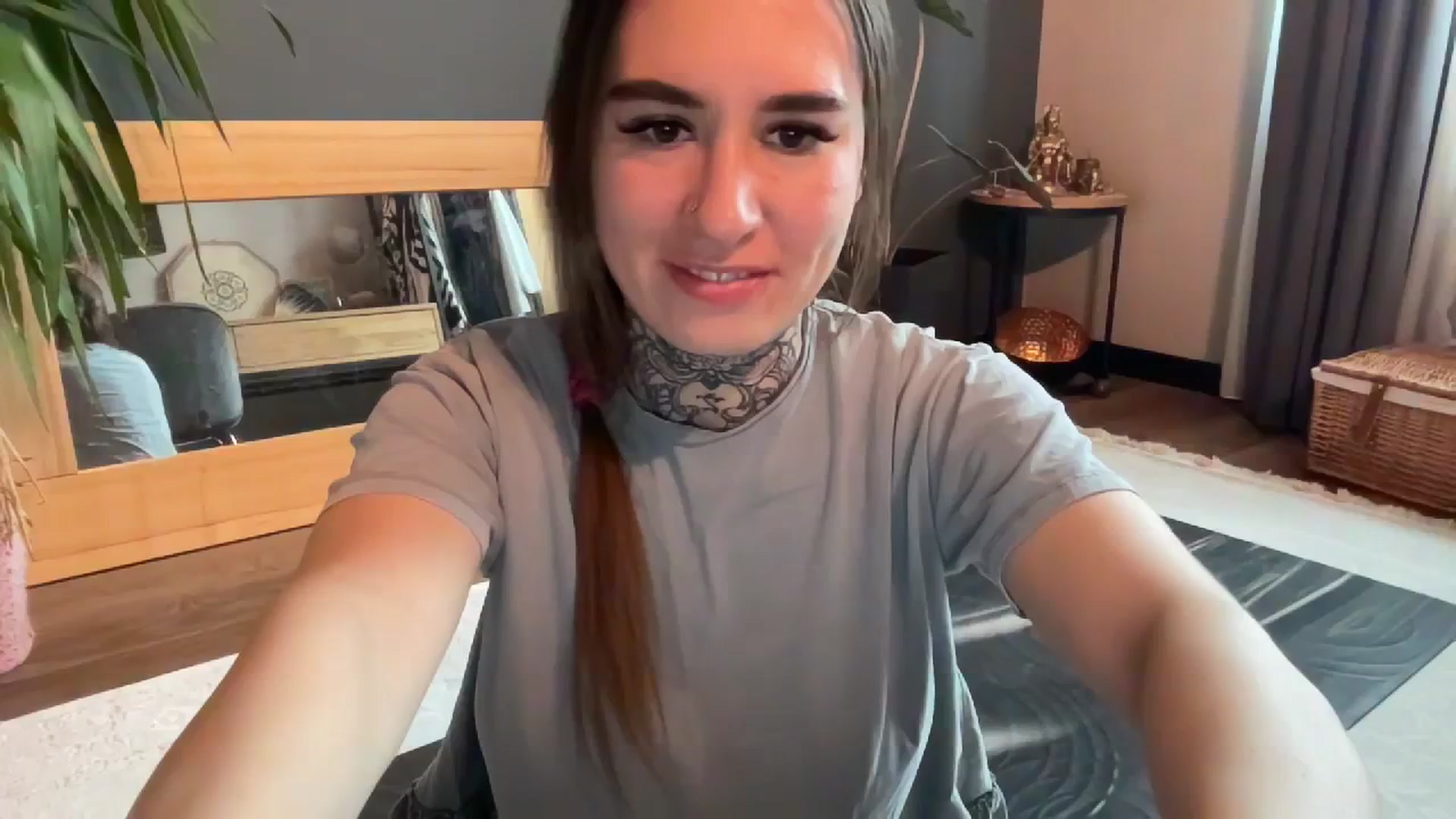 Gallery image thumbnail from KatyaKatana's myfreecams stream on, 10/31/2023, 07:47 image 3 of 20