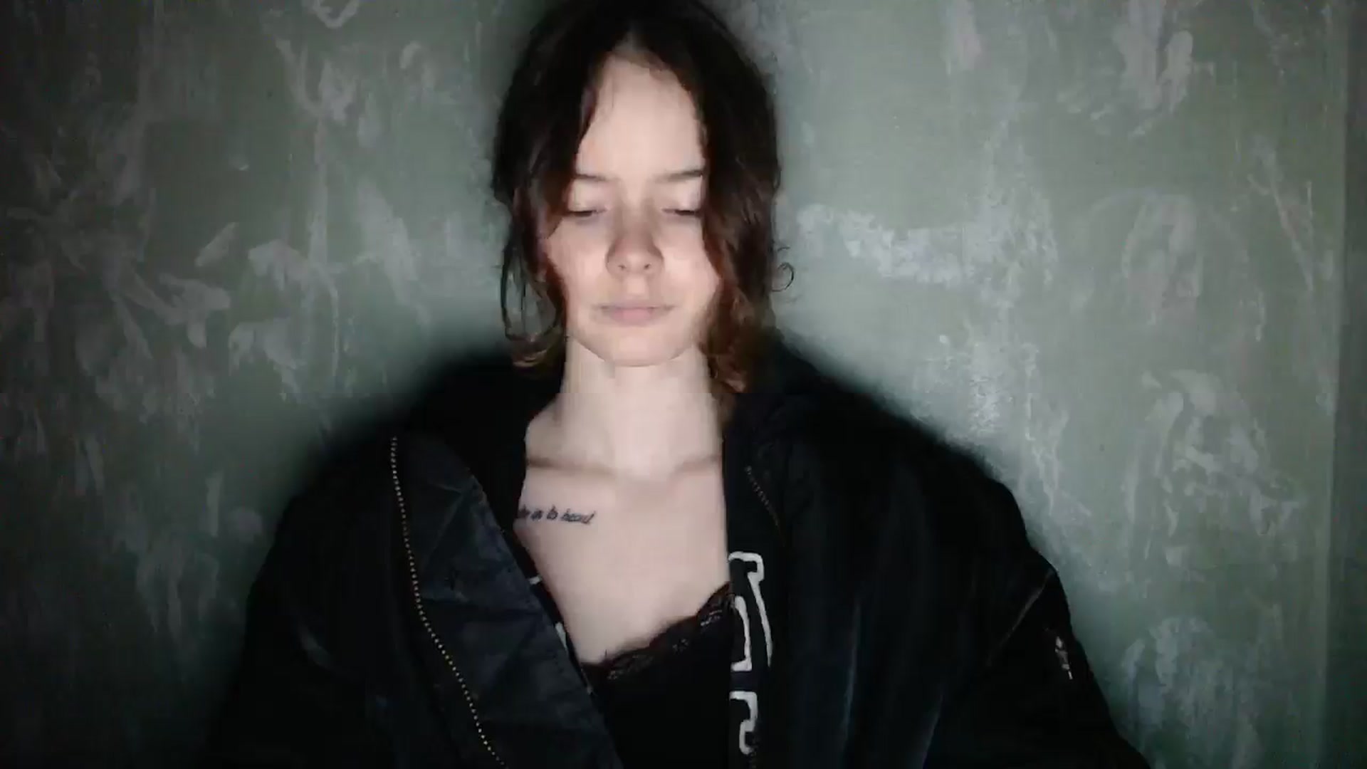 Gallery image thumbnail from KatyaWave's myfreecams stream on, 11/29/2025, 16:12 image 12 of 20