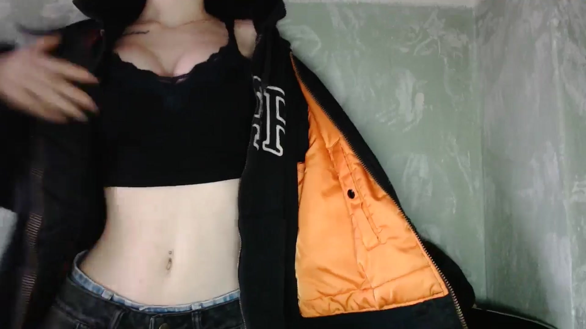 Gallery image thumbnail from KatyaWave's myfreecams stream on, 12/05/2025, 09:46 image 6 of 20