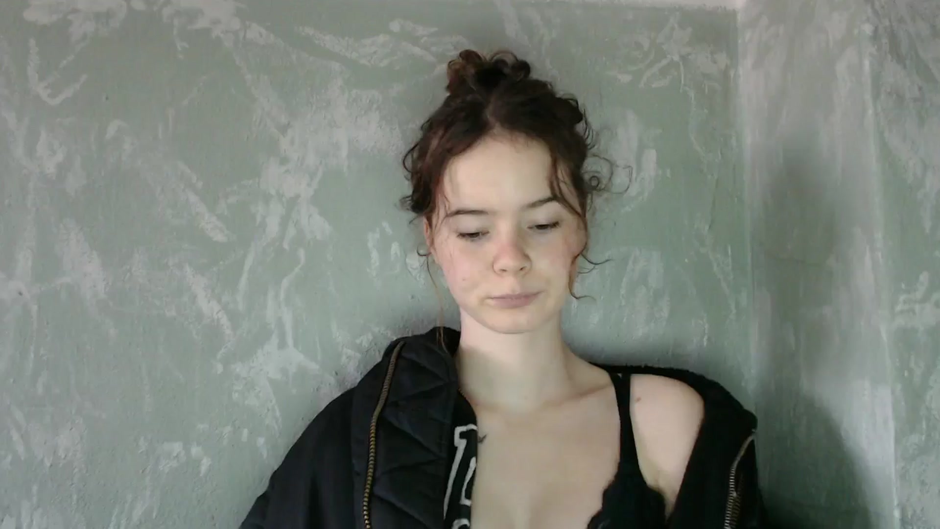 Gallery image thumbnail from KatyaWave's myfreecams stream on, 12/05/2025, 09:46 image 10 of 20