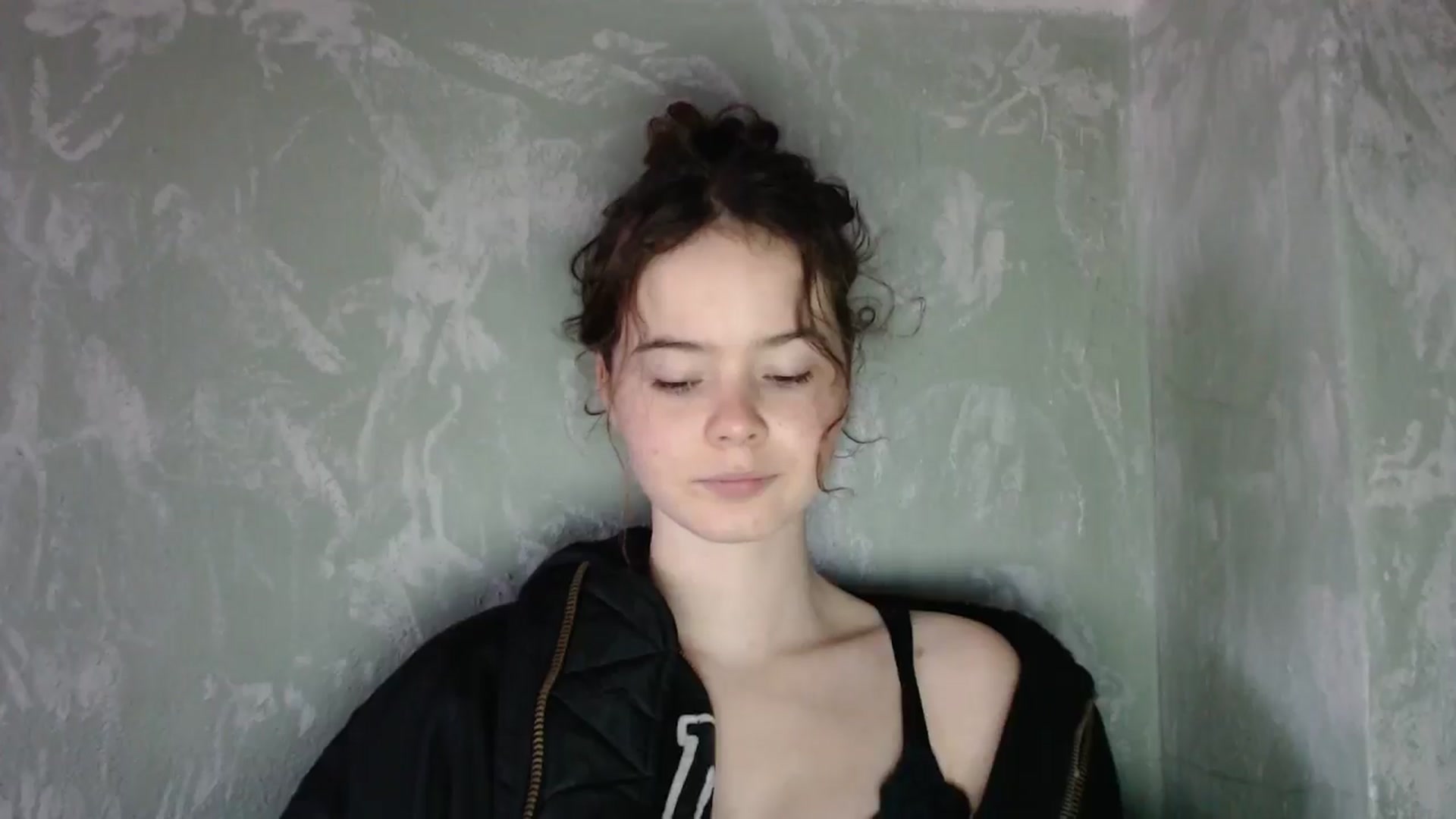 Gallery image thumbnail from KatyaWave's myfreecams stream on, 12/05/2025, 09:46 image 17 of 20