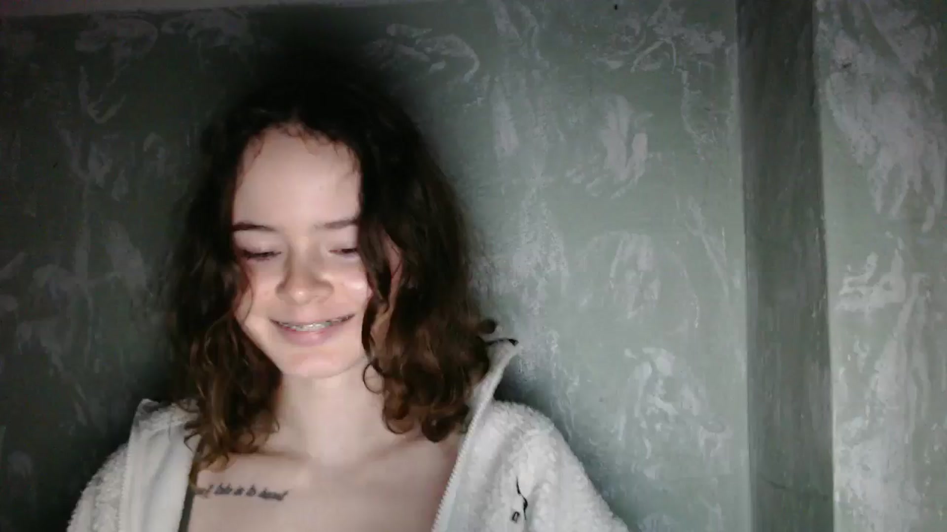 Gallery image thumbnail from KatyaWave's myfreecams stream on, 12/09/2025, 18:00 image 18 of 20