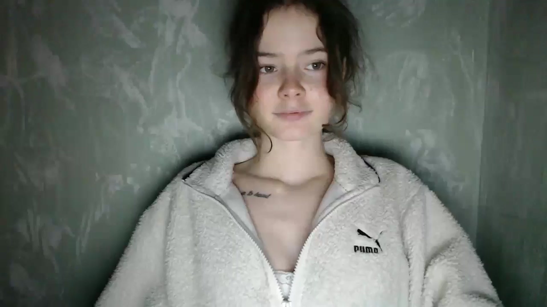 Gallery image thumbnail from KatyaWave's myfreecams stream on, 12/10/2025, 19:47 image 16 of 20