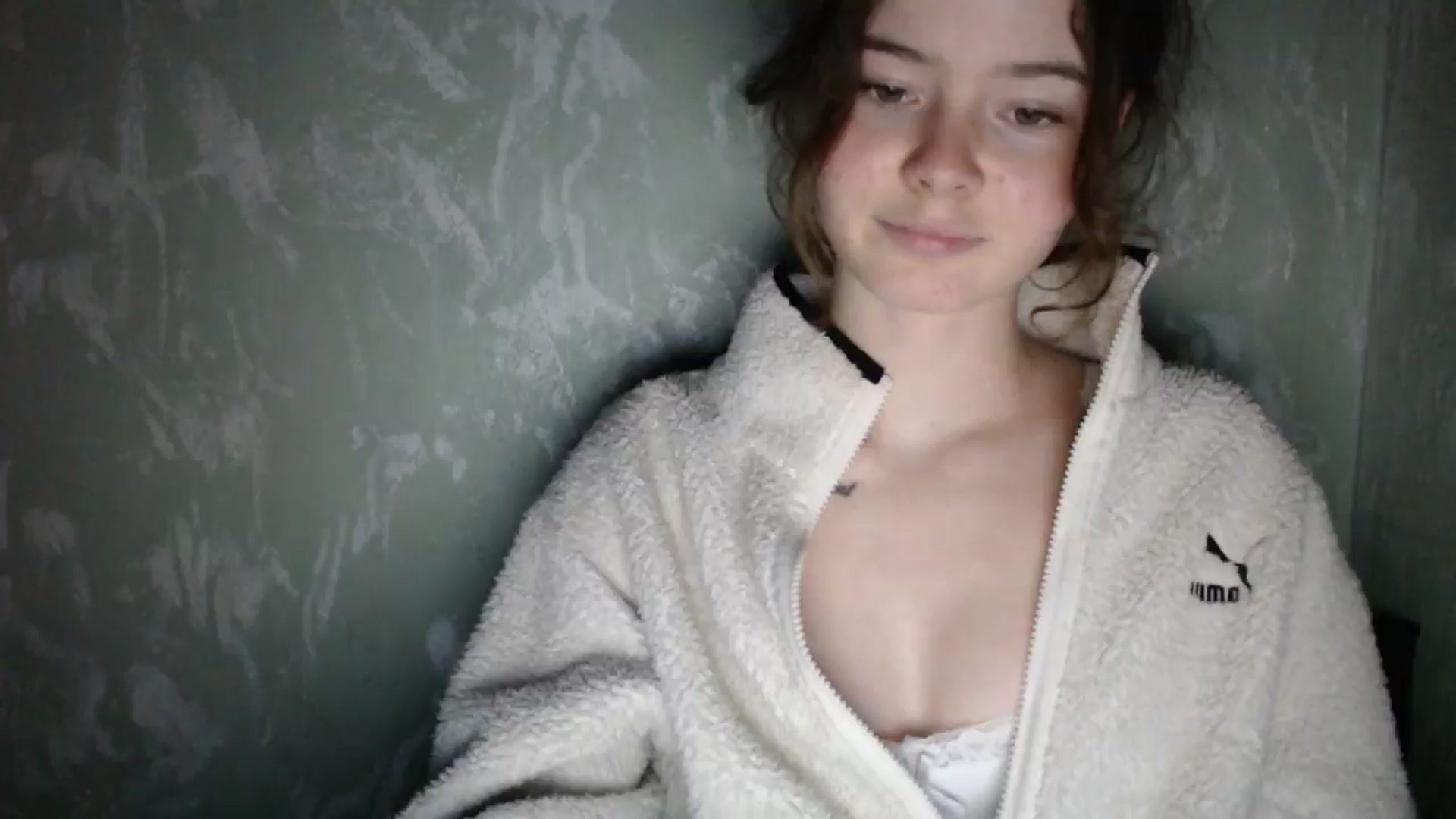 Gallery image thumbnail from KatyaWave's myfreecams stream on, 12/10/2025, 19:47 image 4 of 20